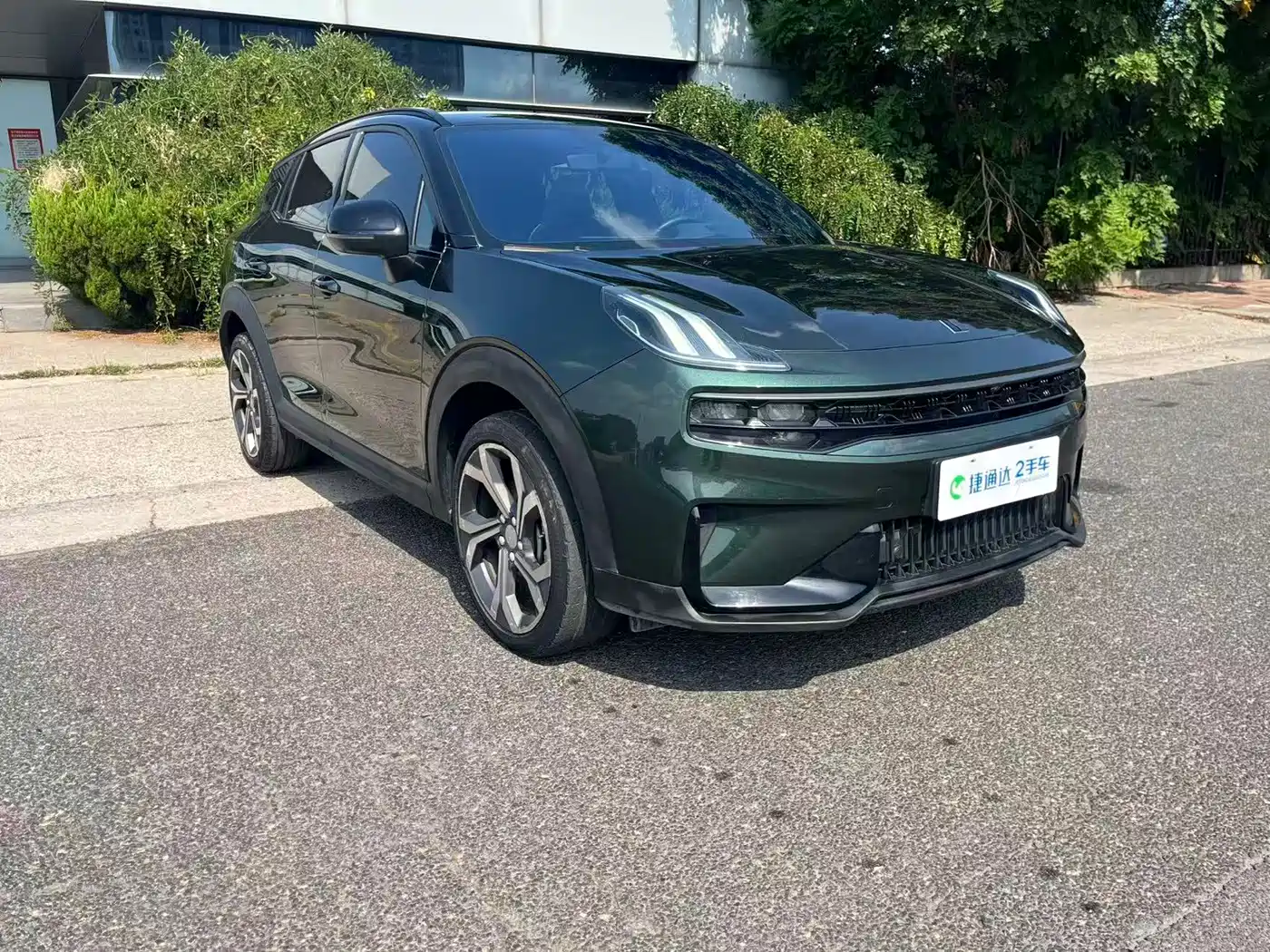 Lynk & Co 06 EM-P 2023 2023 1.5T Remix PHEV Hero