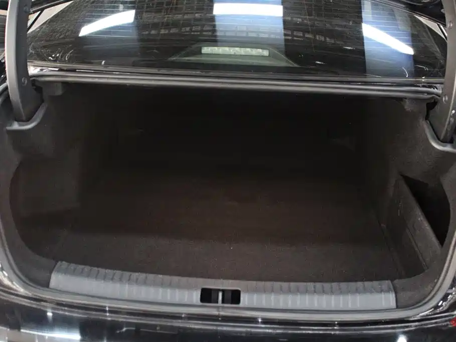 Volkswagen Passat 2020 280TSI Business Edition China VI фото 13