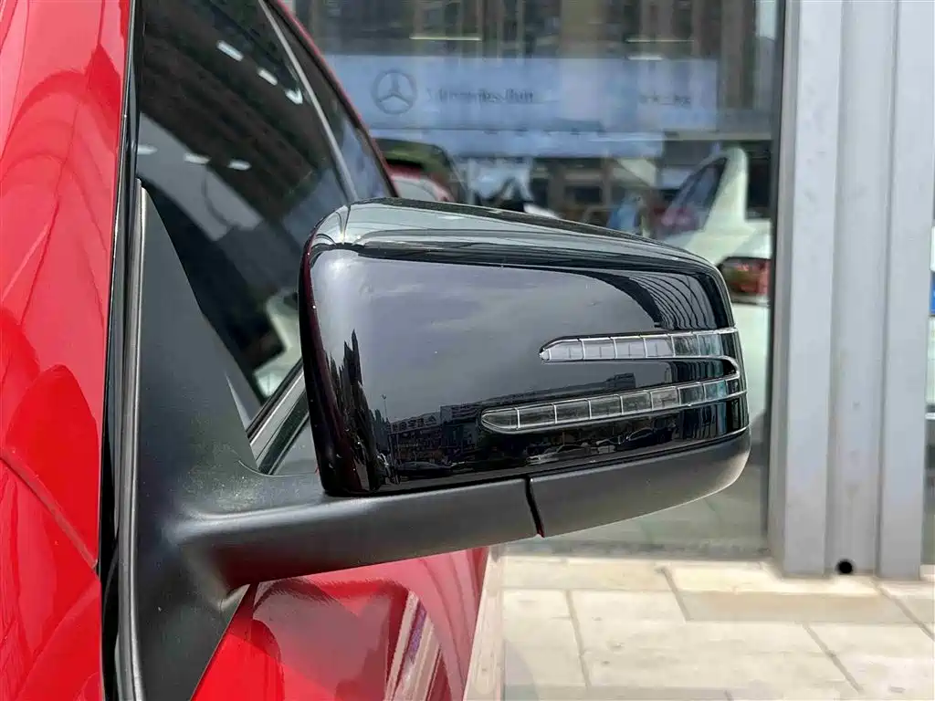 Mercedes-Benz CLA (Import) 2018 CLA 220 4MATIC фото 9