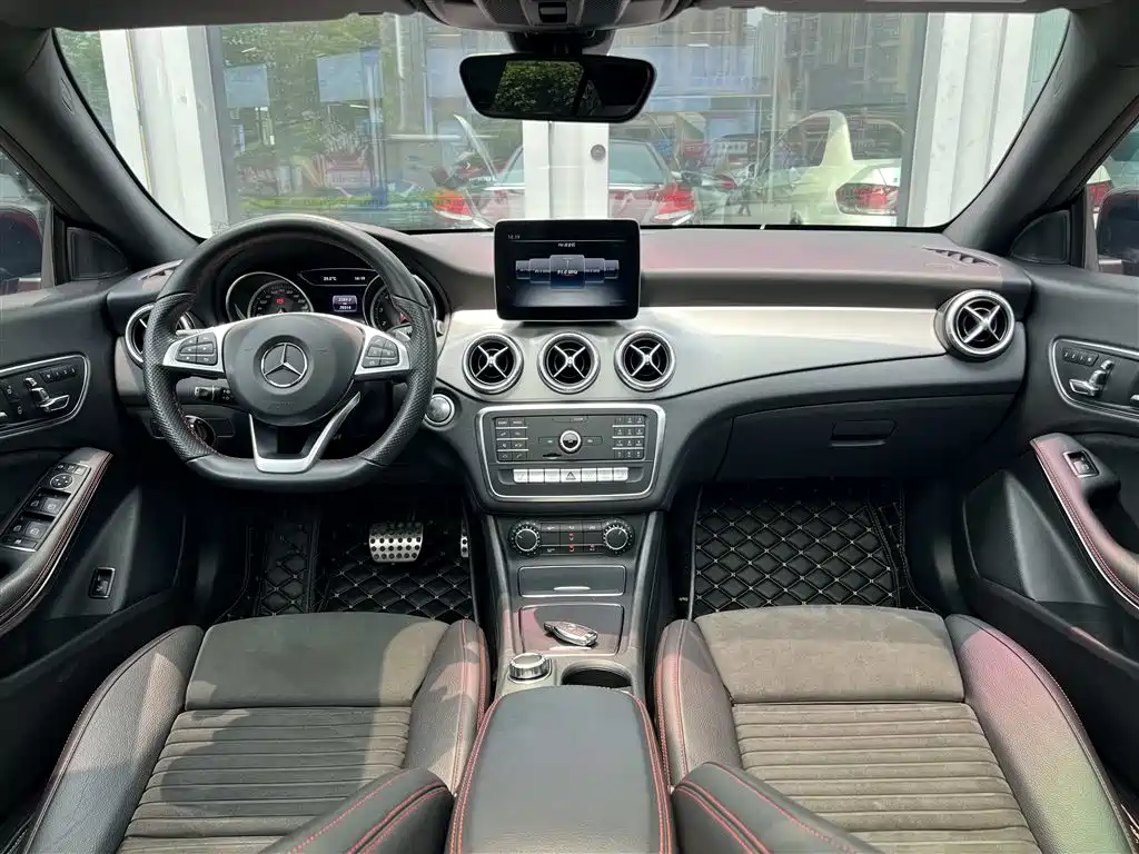Mercedes-Benz CLA (Import) 2018 CLA 220 4MATIC фото 21