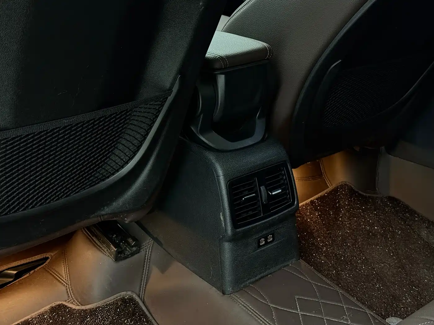 BMW X1 2021 sDrive20Li Exclusive фото 13