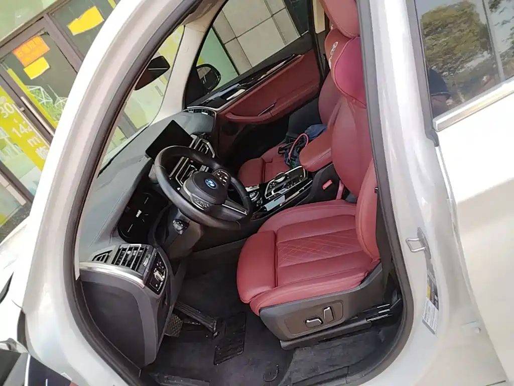 BMW iX3 2025 2024 Leading Edition