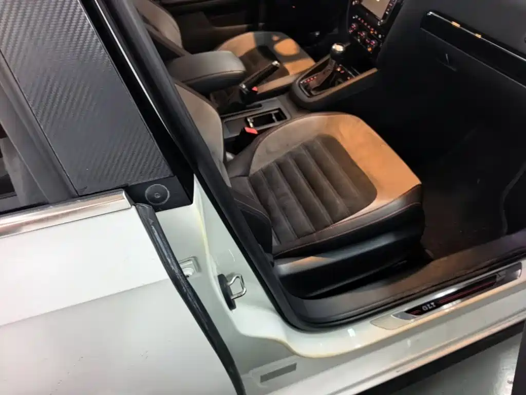 Фото 25 - Volkswagen Sagitar