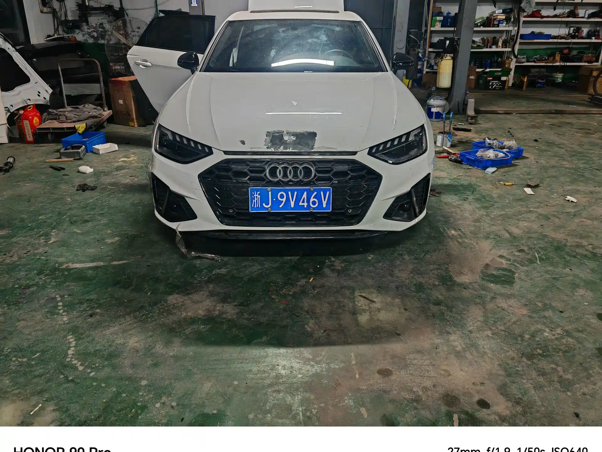 Фото 1 - Audi A4L