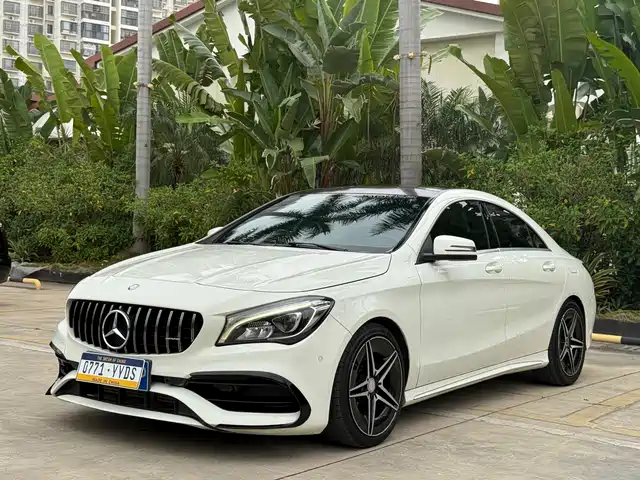MERCEDES-BENZ CLA