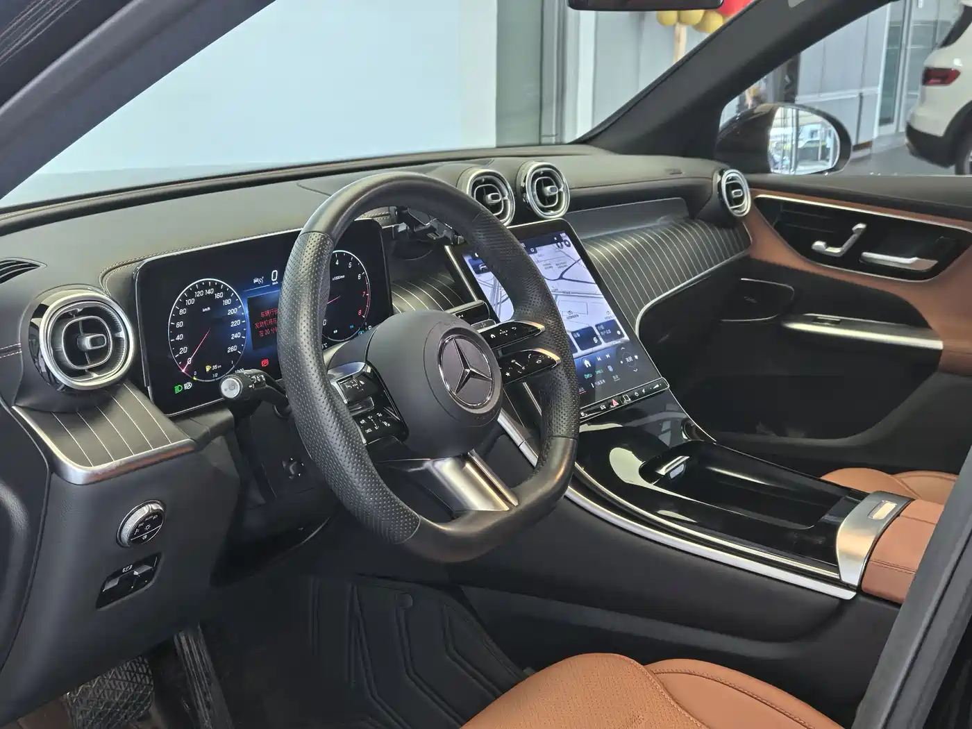 Фото 12 - Mercedes-Benz GLC