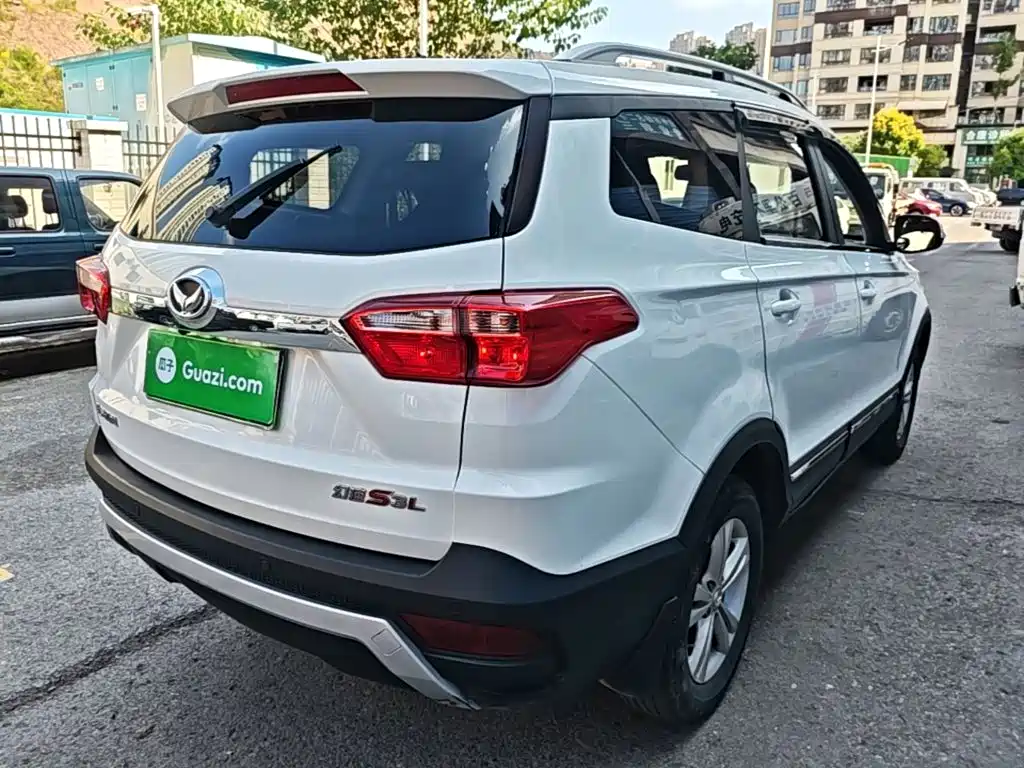 BAIC Huansu S3 2017 2016 S3L 1.5L Manual Premium