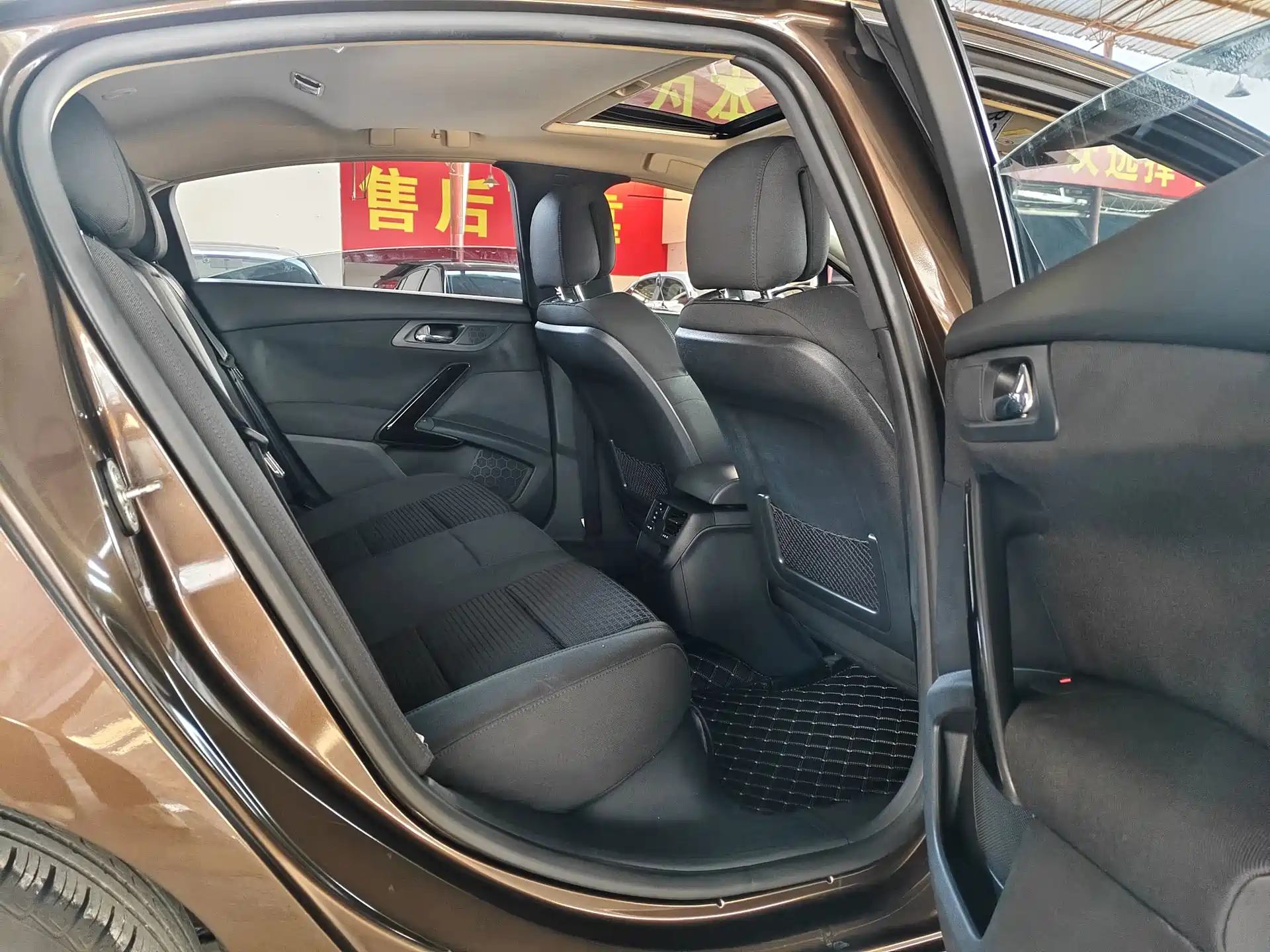 صورة 8 - Peugeot 508