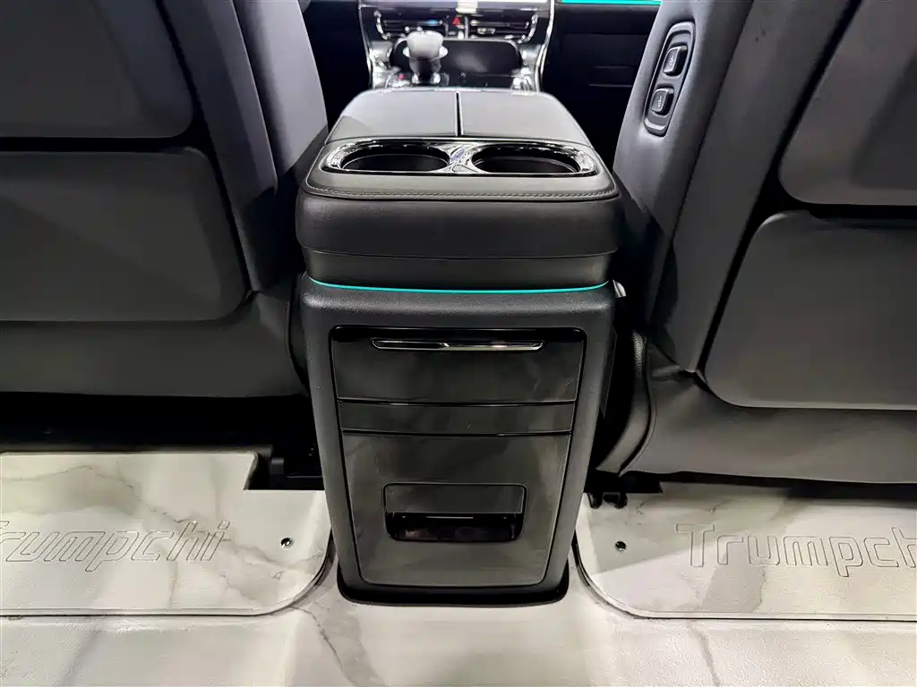 GAC Trumpchi Trumpchi M8 2024 Model Grandmaster Series 400T Pioneer Edition фото 23