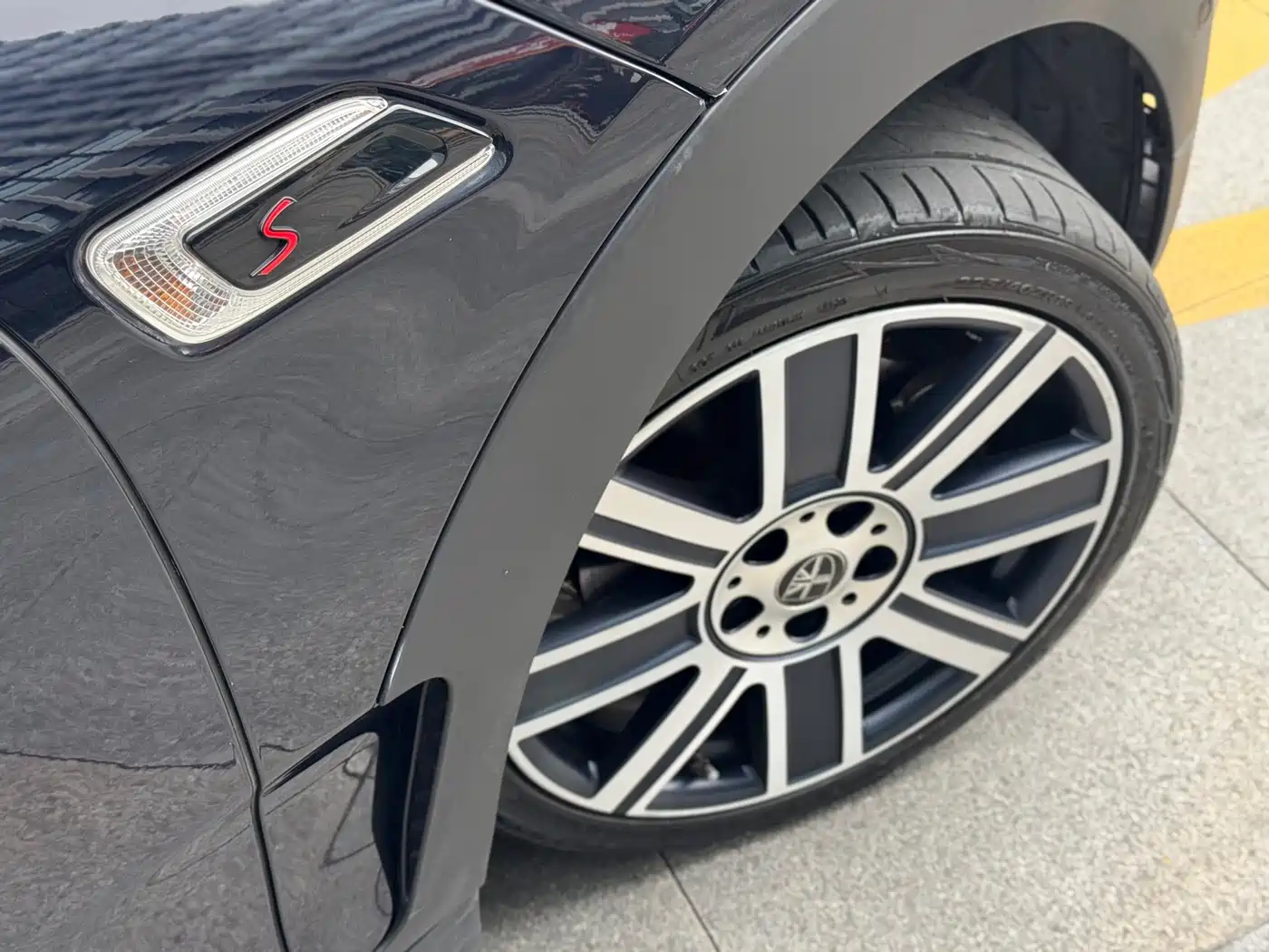Фото 7 - MINI CLUBMAN
