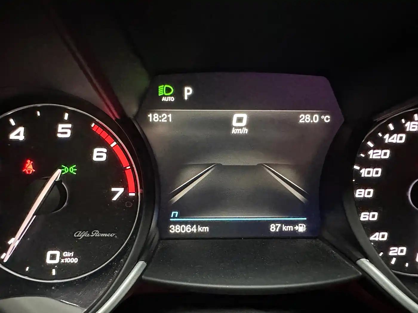 Alfa Romeo Giulia 2021 2020 2.0T 280HP Luxury Edition