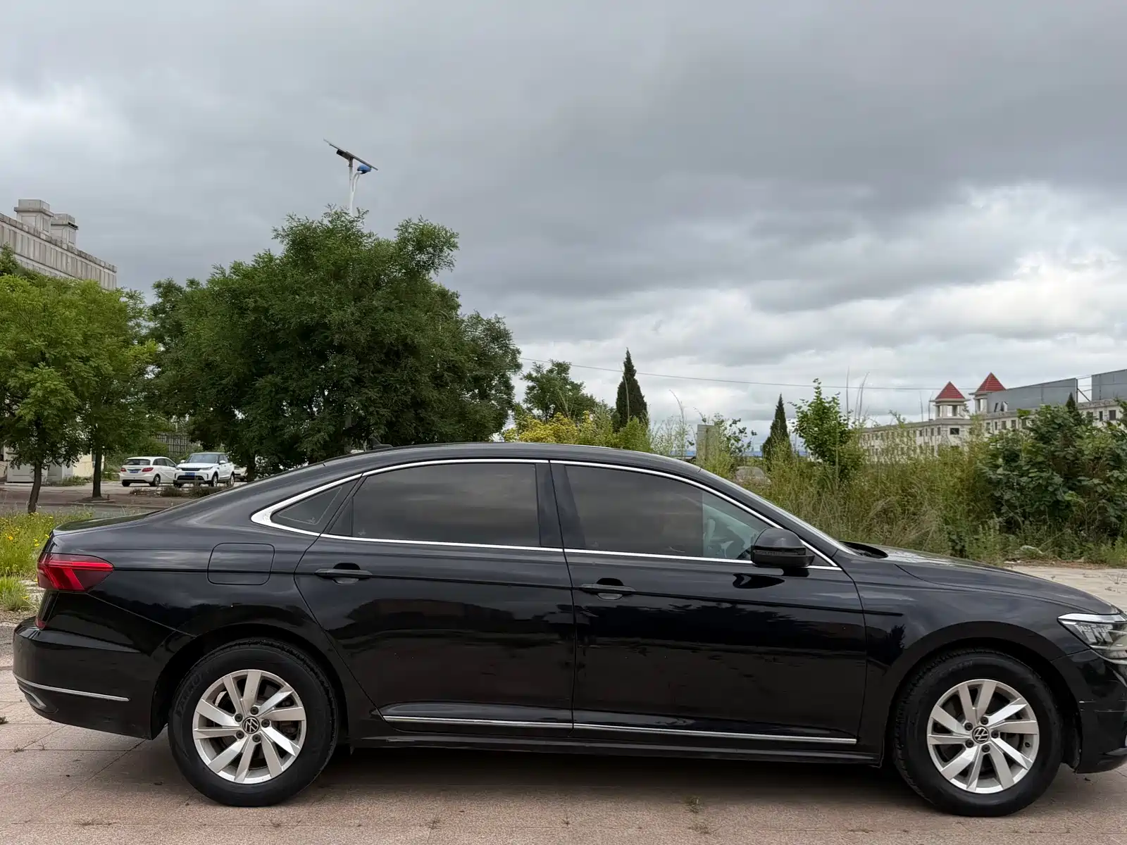 صورة 11 - Volkswagen Passat