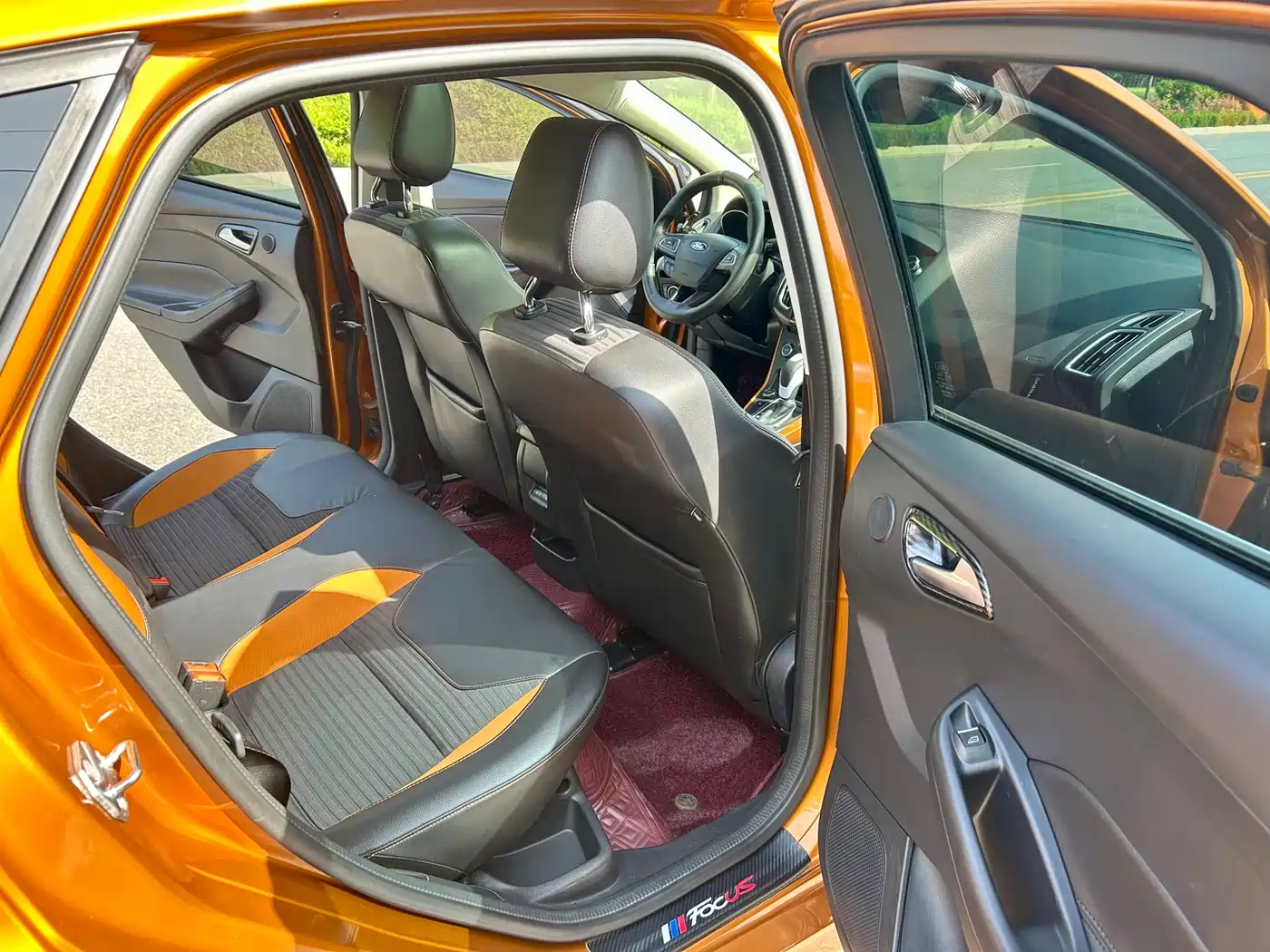 Photo 8 - Ford Focus