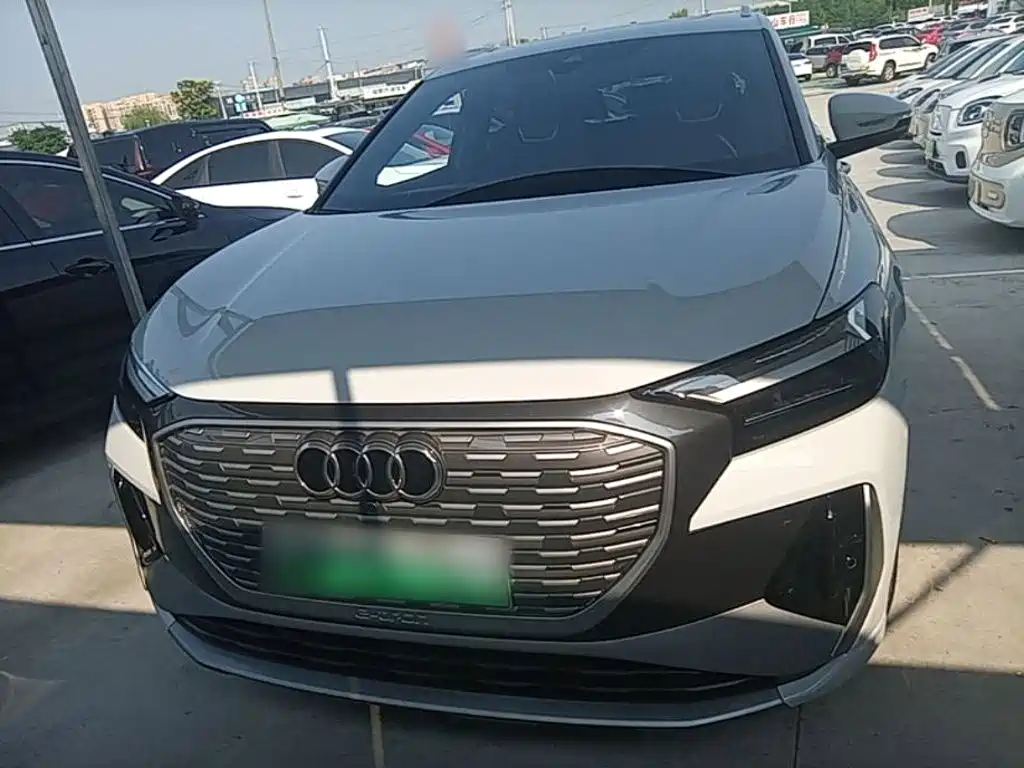 Audi Q4 e-tron 2024 2023 40 e-tron Pioneer Edition