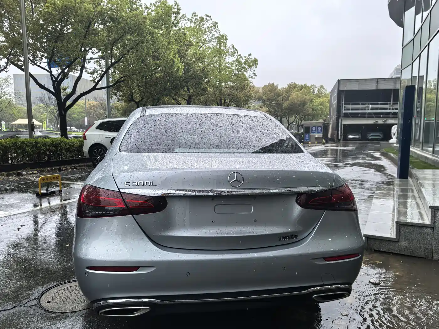 Mercedes-Benz E-Class 2023 Facelift E 300 L Fashion фото 4