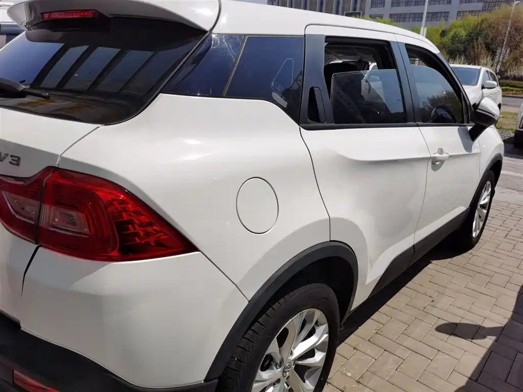 Zhonghua V3 2019 2017 1.5L Manual Comfort