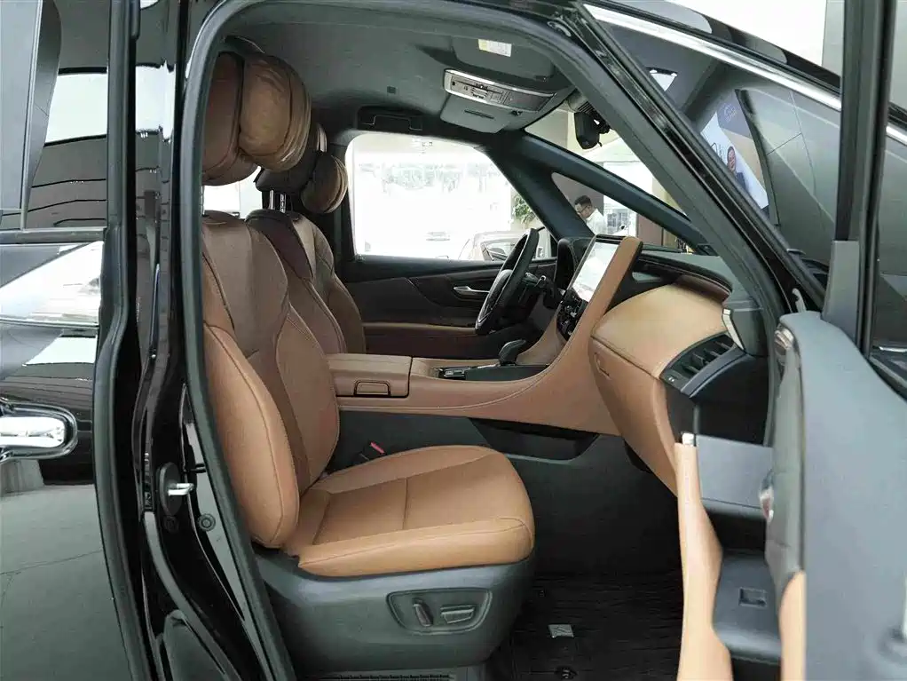 Toyota Alphard 2025 2024 Hybrid 2.5L Ultimate Enjoyment Edition