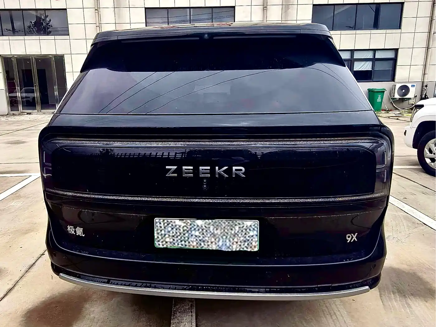ZEEKR 9X 2026 2025 Model Standard