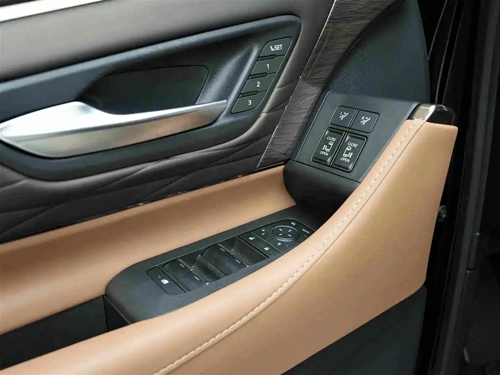 Toyota Alphard 2025 2024 Hybrid 2.5L Ultimate Enjoyment Edition