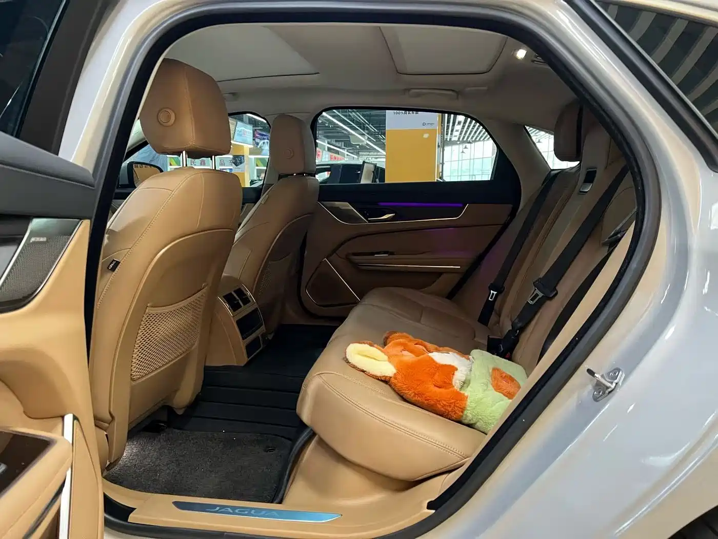 Jaguar XFL 2024 2024 2.0T P250 2WD Premium Luxury