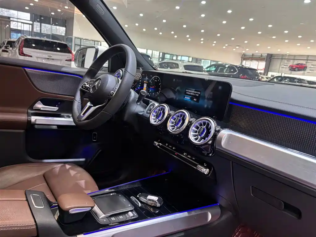Mercedes-Benz GLB 2022 GLB 220 Dynamic фото 4