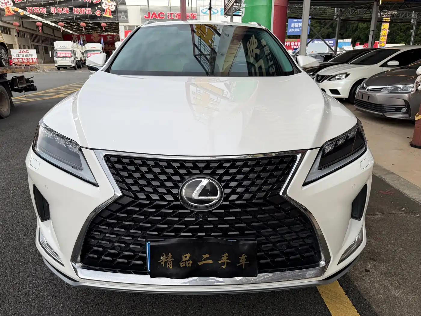 Фото 2 - Lexus RX