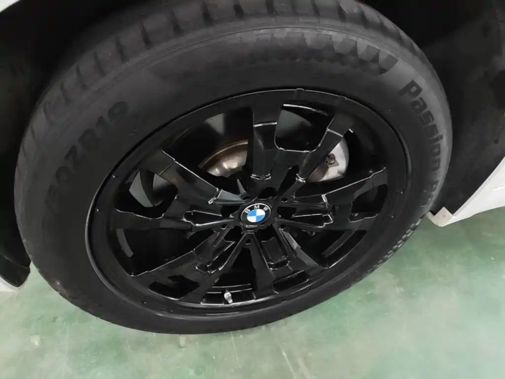 BMW iX3 2021 2022 Leading Edition