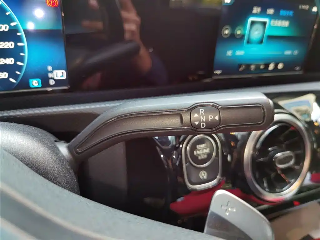 Mercedes-Benz A-Class 2019 A 180 L Sport Sedan фото 9