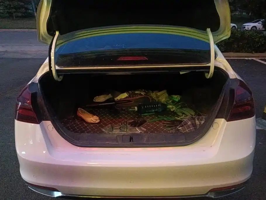 GEELY AUTOMOBILE EMGRAND