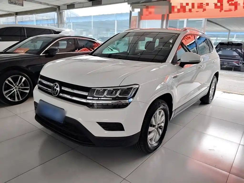 Volkswagen Tharu