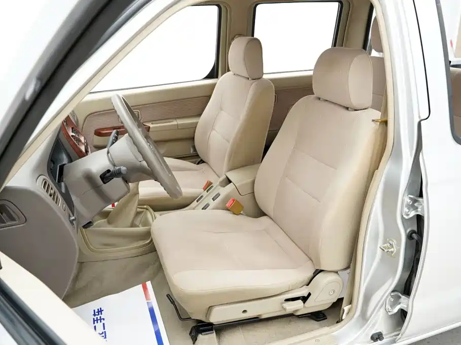 Nissan D22 2014 2011 2.4L Gasoline 2WD Standard