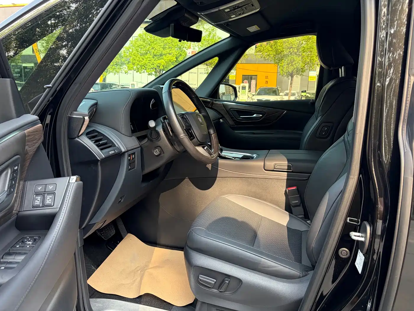 Toyota Vellfire 2025 2024 Crown Hybrid 2.5L Executive Premium Edition