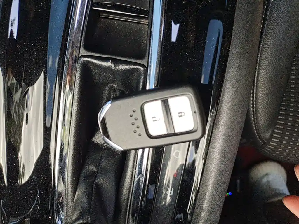 Photo 9 - Honda Vezel