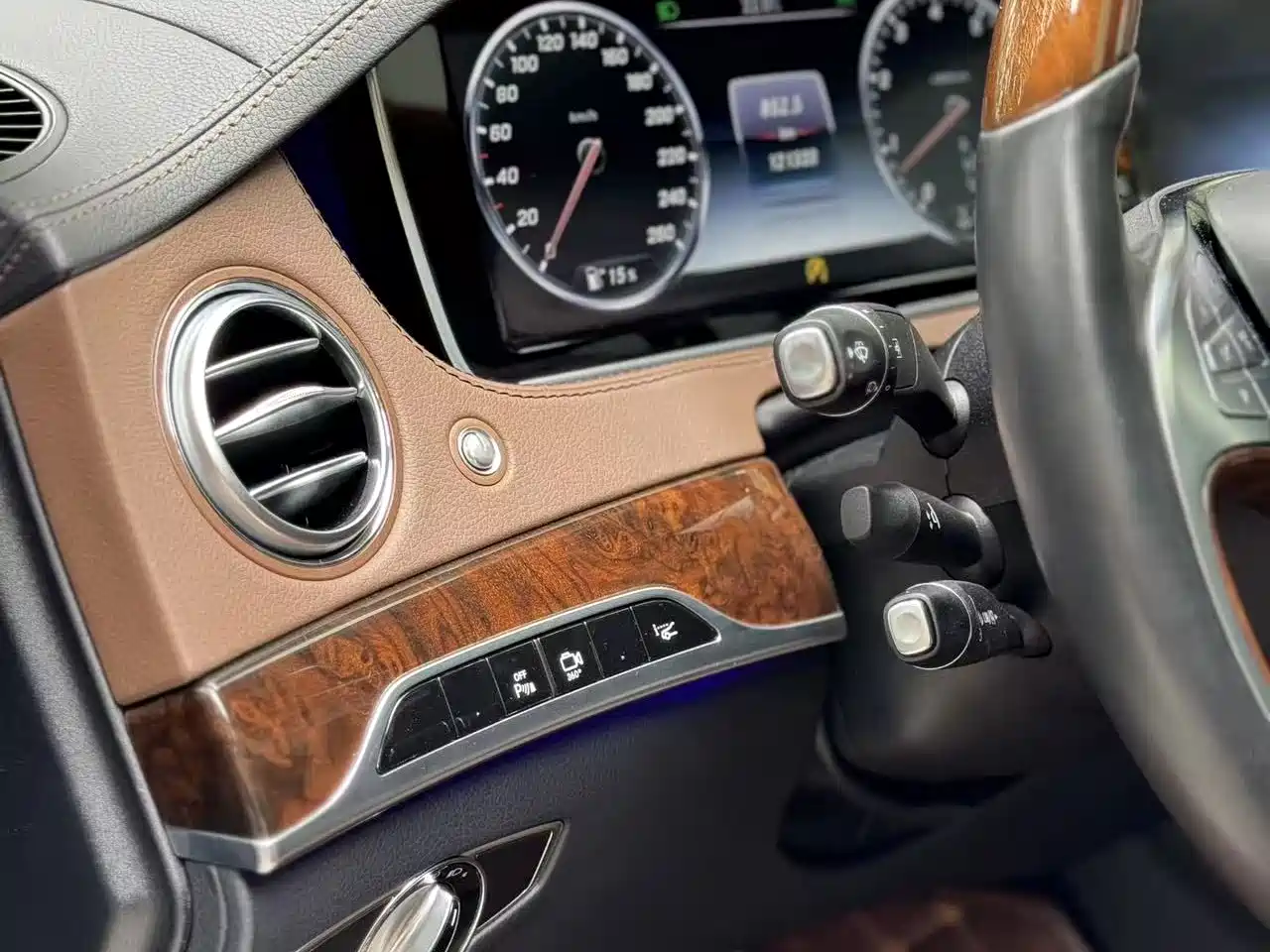 Mercedes-Benz S-Class 2016 S 320 L Luxury фото 9