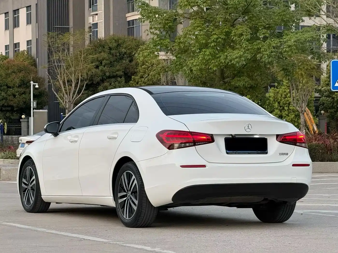 Mercedes-Benz A-Class 2021 A 180 L фото 6