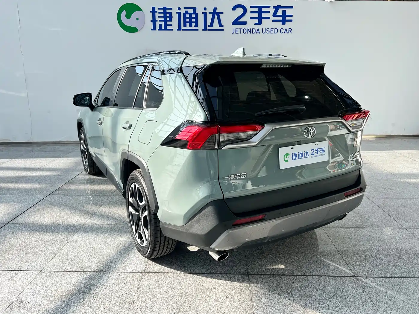 Toyota RAV4 Rongfang 2021 2.0L CVT 4WD Premium фото 6