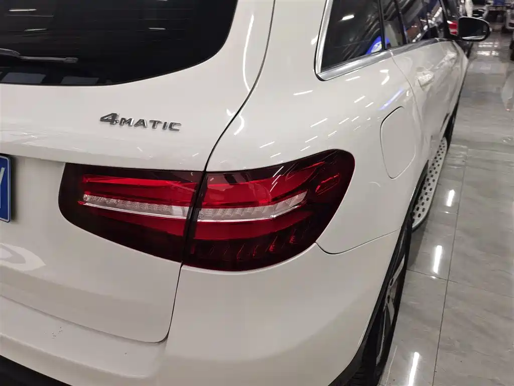 Mercedes-Benz GLC 2016 GLC 300 4MATIC Dynamic фото 8