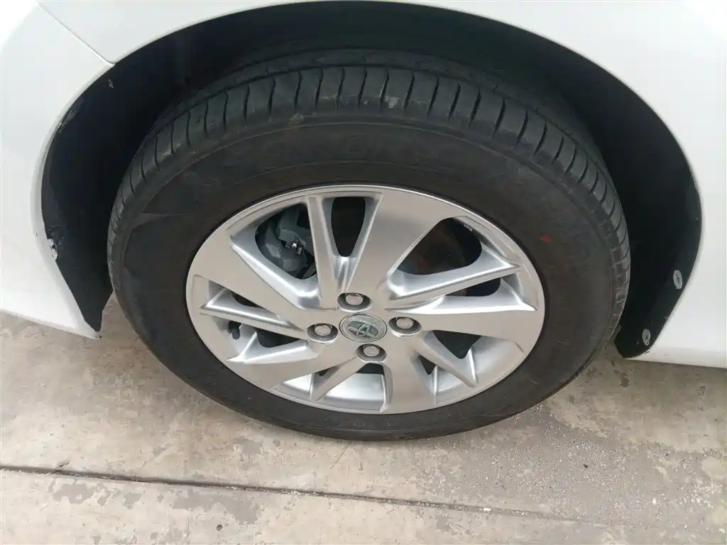 Toyota YARiS L Zhi Xuan 2017 1.5E CVT Speed Upgrade Edition фото 15