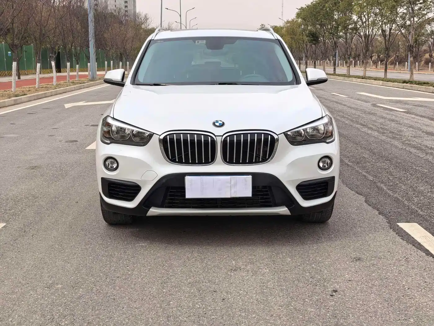 BMW X1 2019 sDrive18Li Fashion Model фото 2