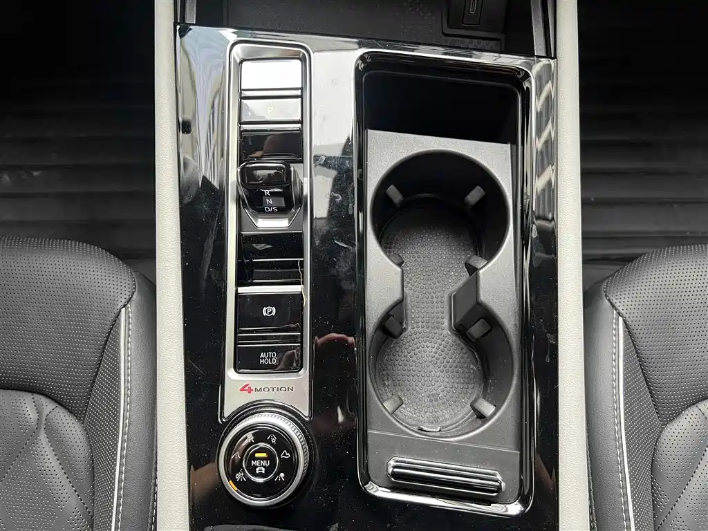 Volkswagen Teramont 2024 380TSI 4WD Prestige Flagship Edition фото 19