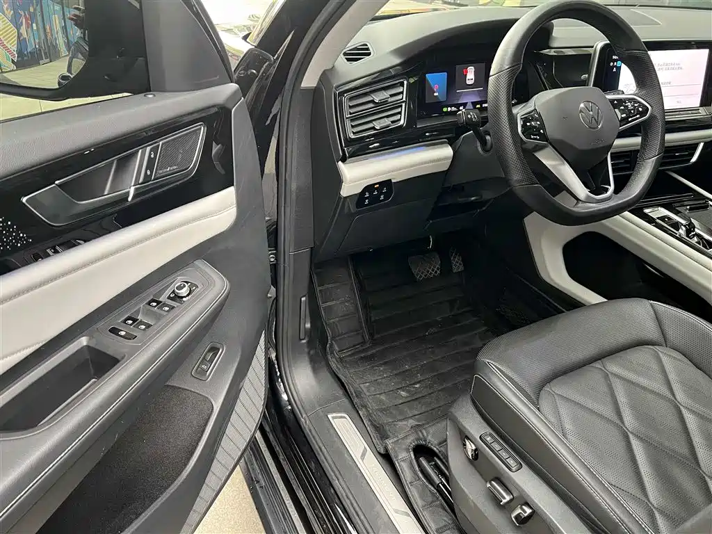 Volkswagen Teramont 2024 380TSI 4WD Prestige Flagship Edition фото 10