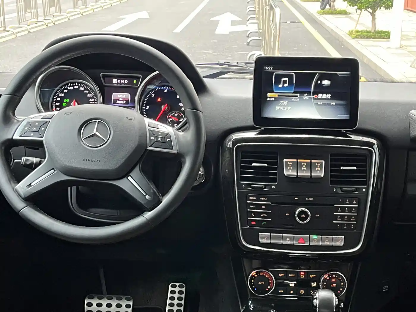 Mercedes-Benz G-Class 2017 Model G 350 d фото 13