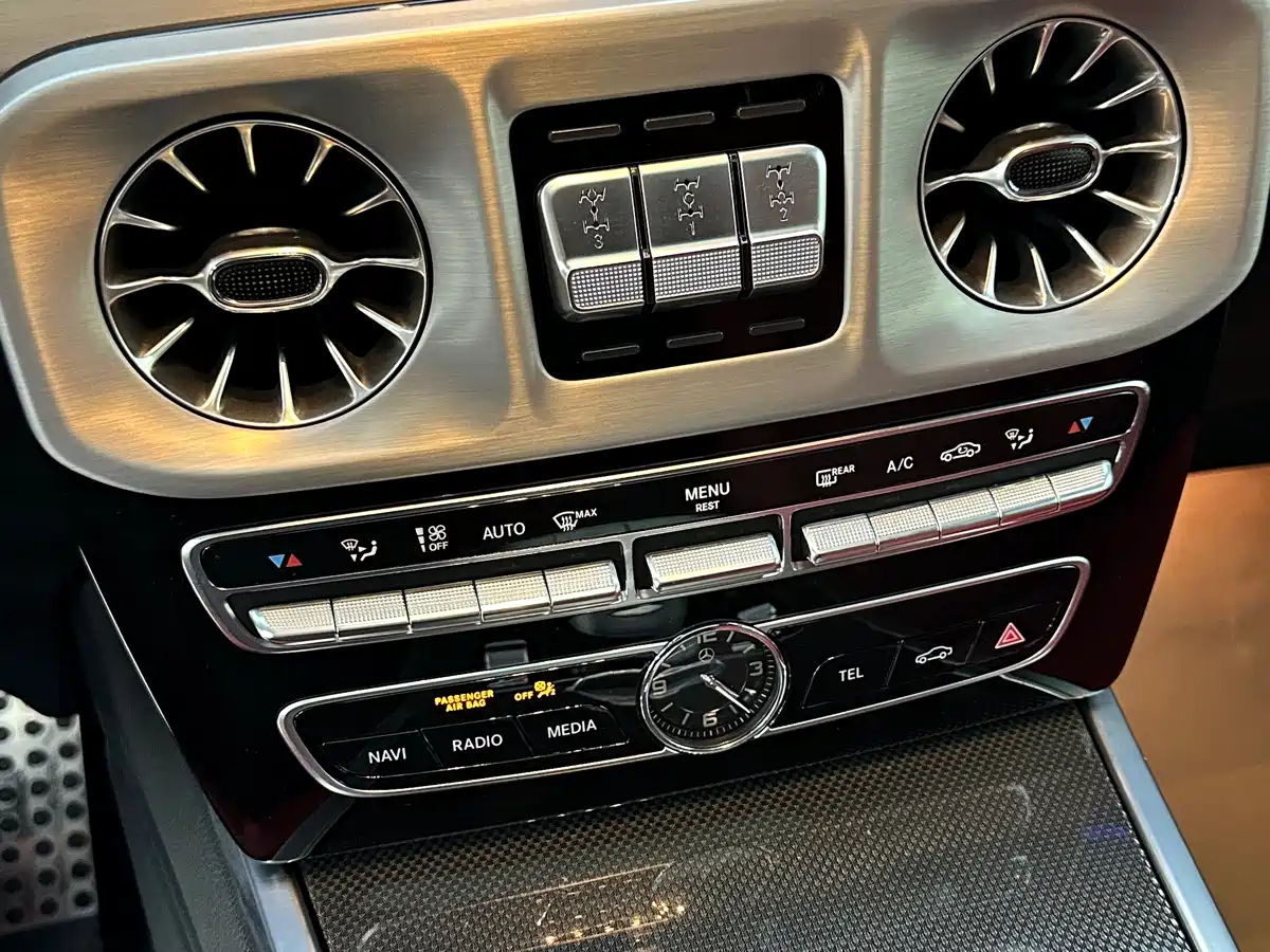 MERCEDES-BENZ G-CLASS