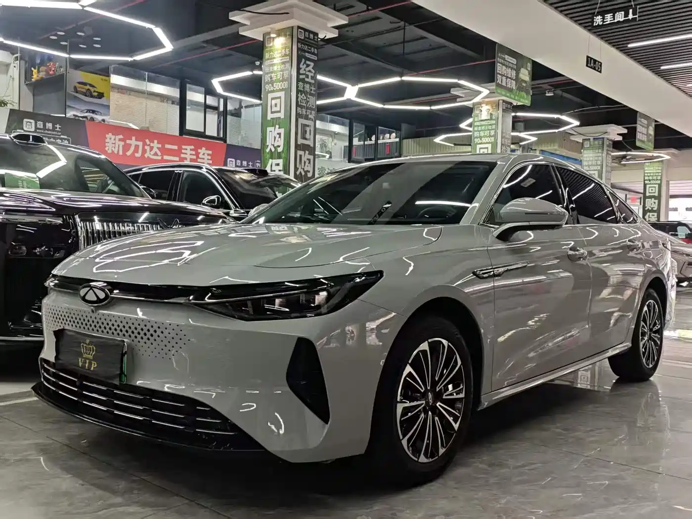 CHERY FENGYUN A8