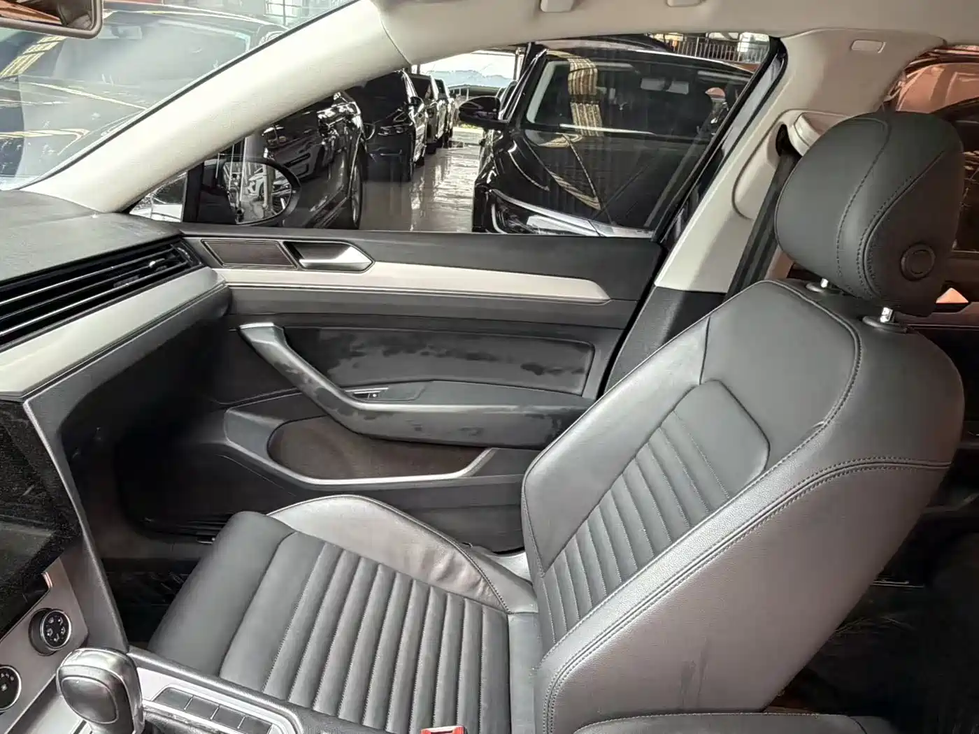 Volkswagen Magotan 2019 280TSI DSG Comfort China VI фото 8