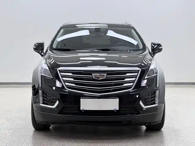Cadillac XT5 2018 28E AWD Technology Model — фото 2