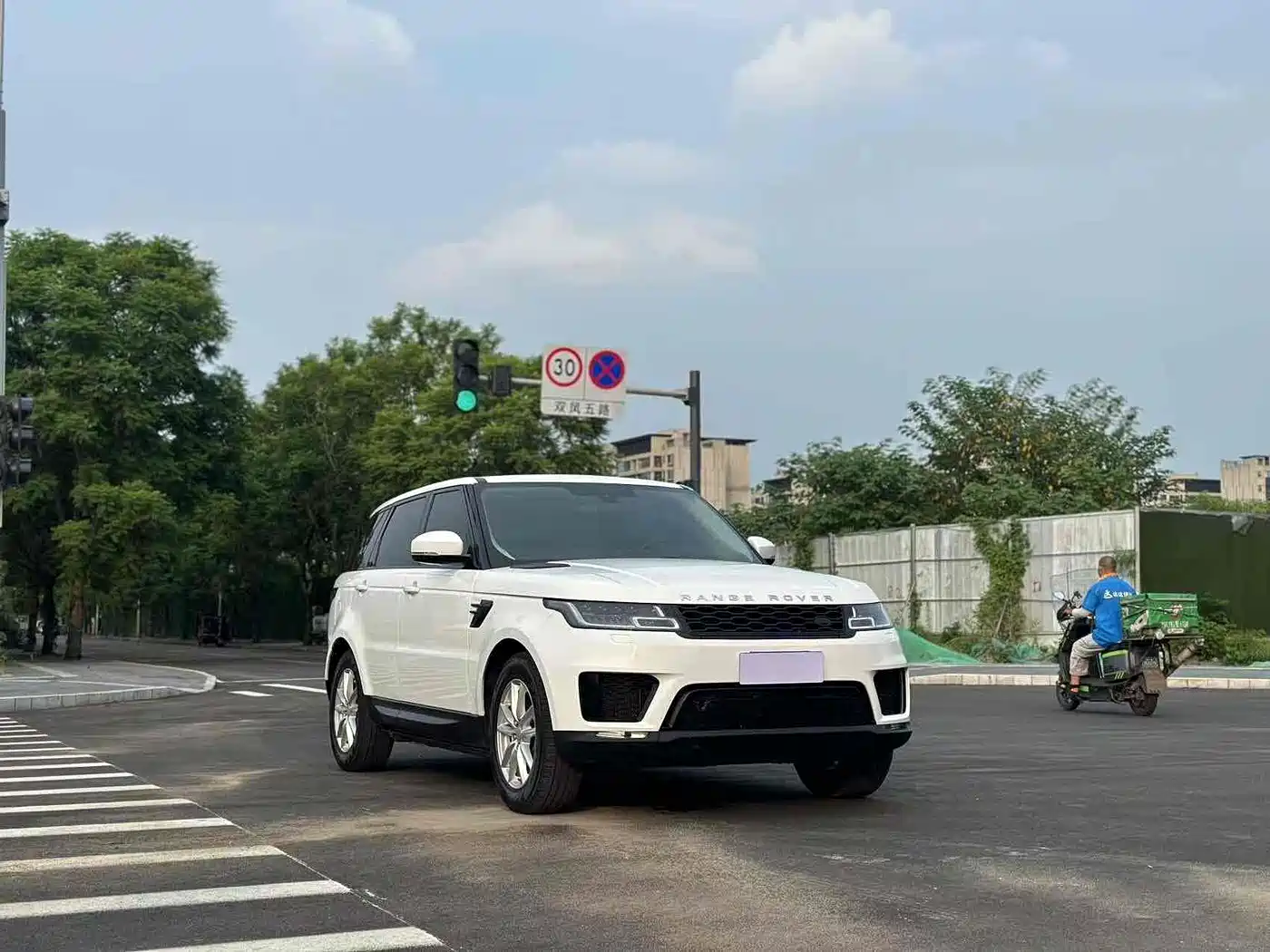 Land Rover Range Rover Sport фото 3
