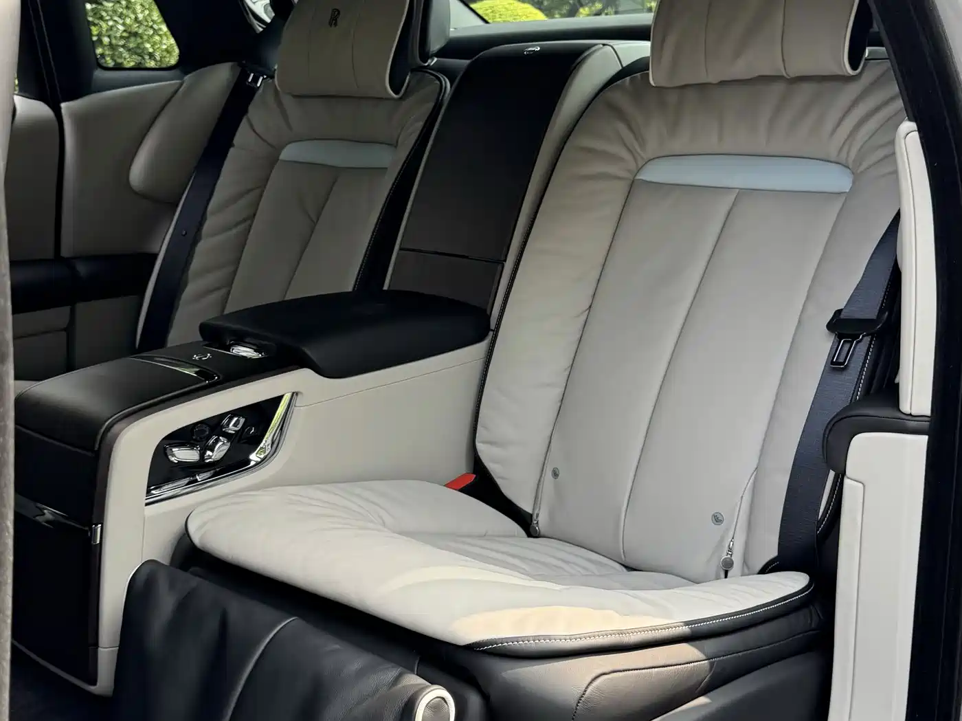Rolls-Royce Ghost 2023 2021 6.7T Long Wheelbase