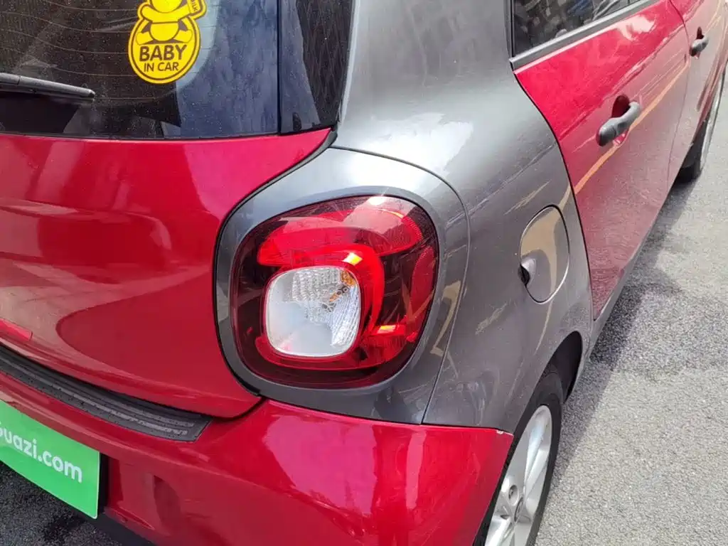 smart forfour 2016 2016 1.0L 52kW Agile Edition