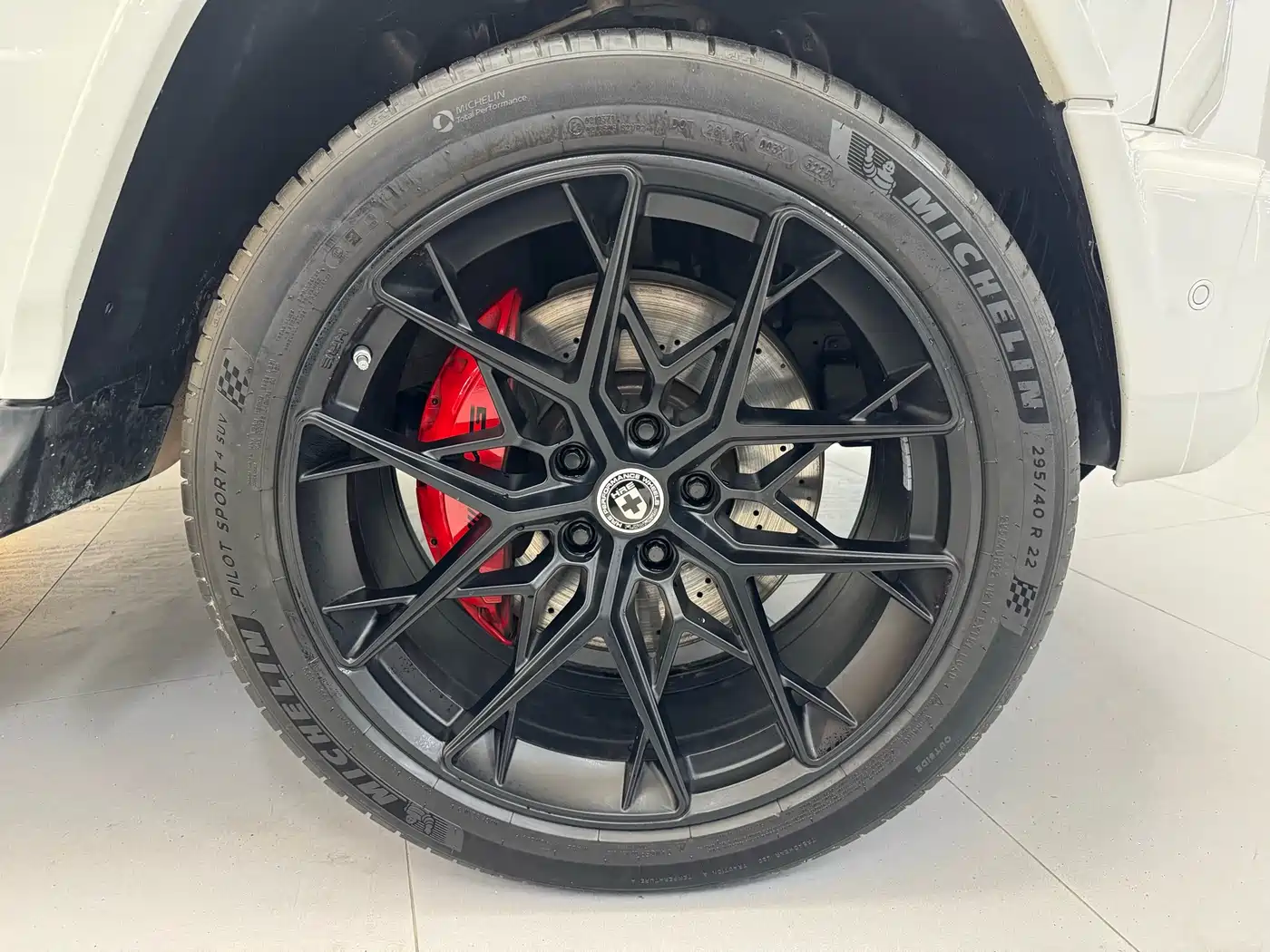 Mercedes-Benz G-Class AMG 2022 AMG G 63 фото 30